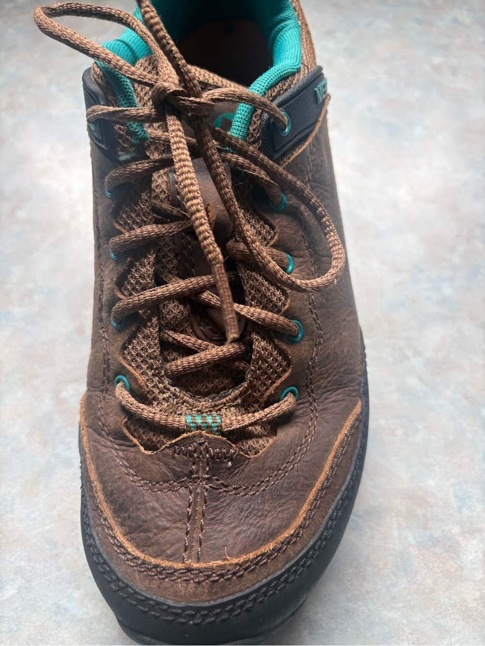 Women’s Merrell size 7.5, Brown Leather Hiking Shoes with Teal Mesh Tongue - Picture 4 of 10